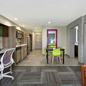 One-Bedroom King Suite Non-Smoking